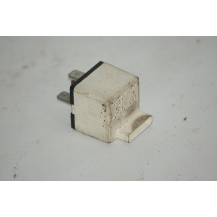 Relais MP 2335