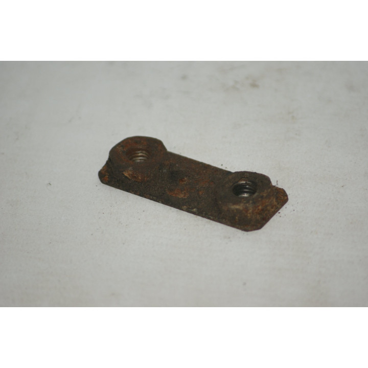 Befestigungsblech Bremskraftregler hinten